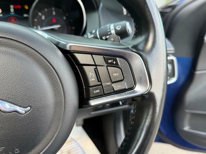 Jaguar XE 2.0D 180 R-sport White #45