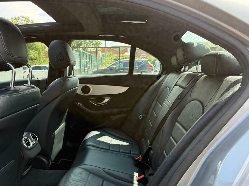 Mercedes-Benz C Class Sport Black #28