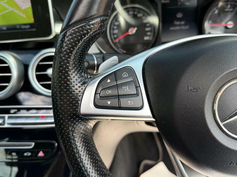 Mercedes-Benz C Class Sport Black #32