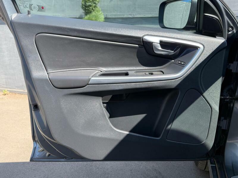 Volvo XC60 D4 190 R Design Lux Nav Awd Grey #19