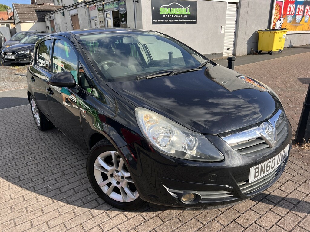 Vauxhall Corsa 1.2 I 16V Sxi Black #2