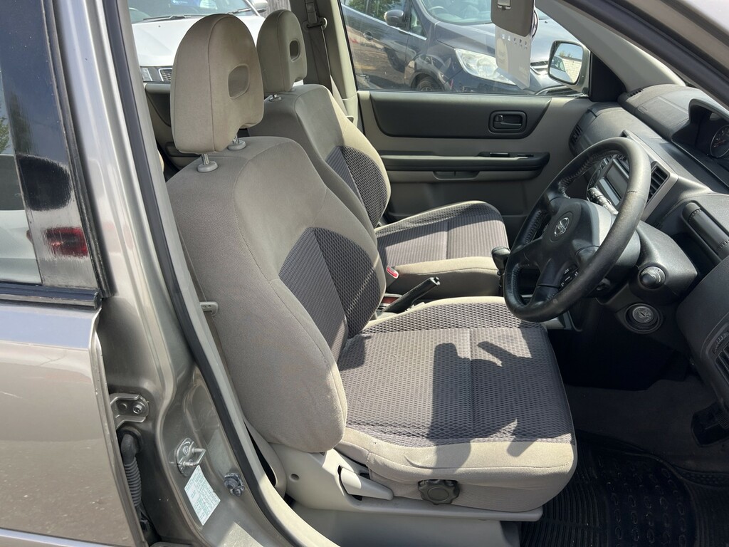 Nissan X-Trail 2.2 Dci Se Silver #2