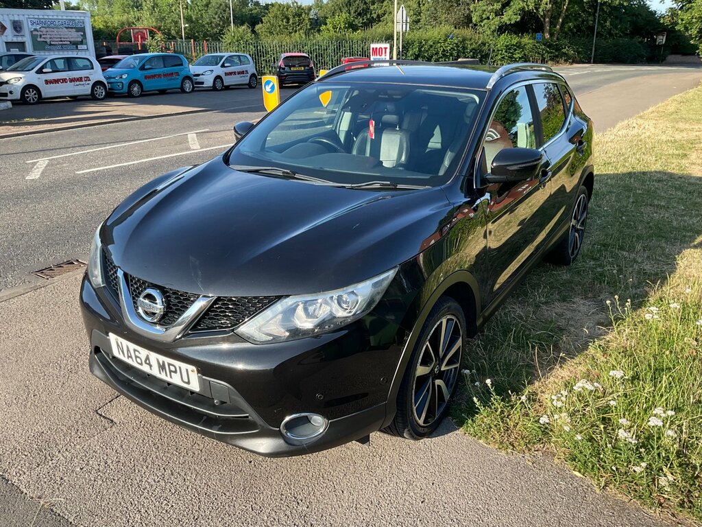 Nissan Qashqai 1.2 Dig-t Tekna Suv 2Wd Euro 5 Black #2