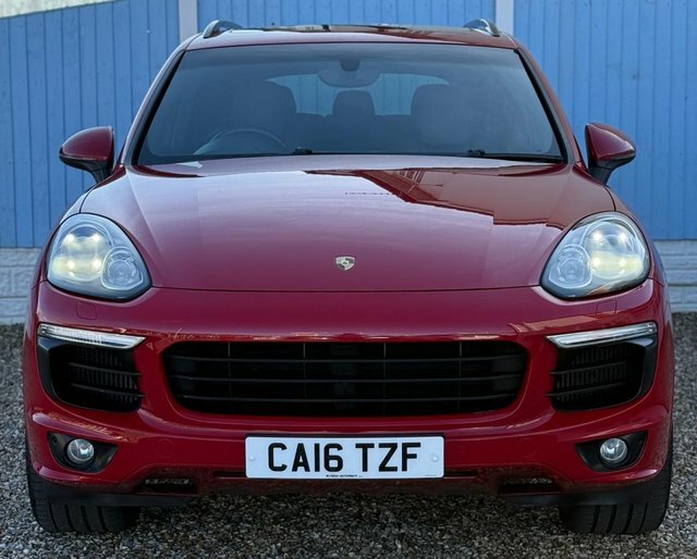 Porsche Cayenne 2016 3.0 Td V6 Suv Tiptronics 4Wd Euro Red #2