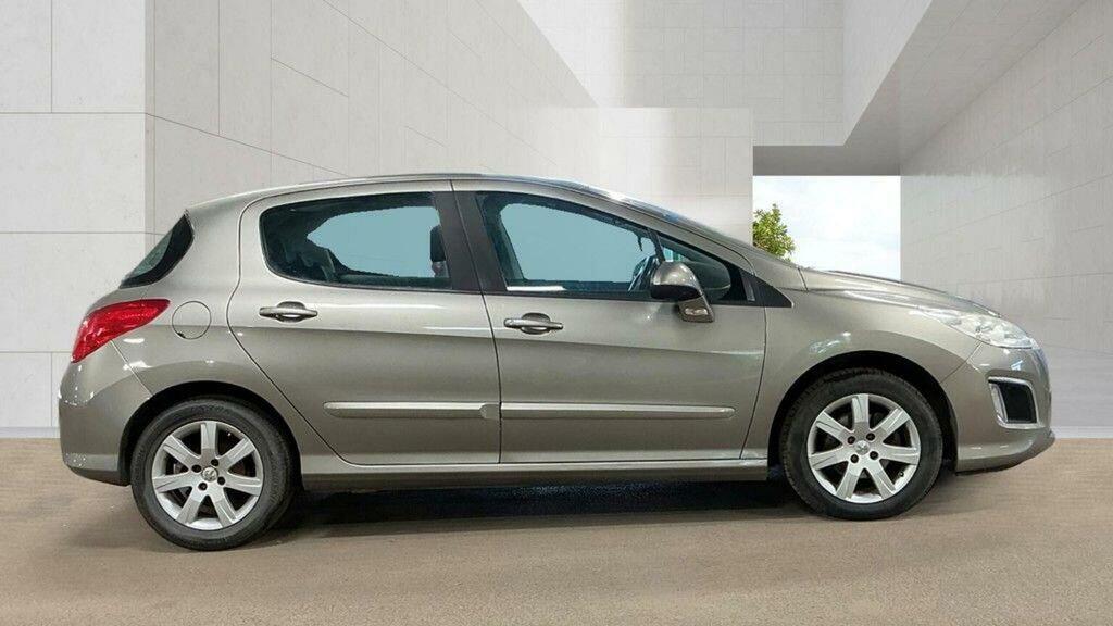 Peugeot 308 Hatchback 1.6 Hdi Active Euro 5 201363 SN63VKF Grey #4