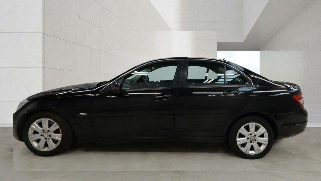 Mercedes-Benz C Class 2.1 C200 Cdi Blueefficiency Executive Se Euro Black #6