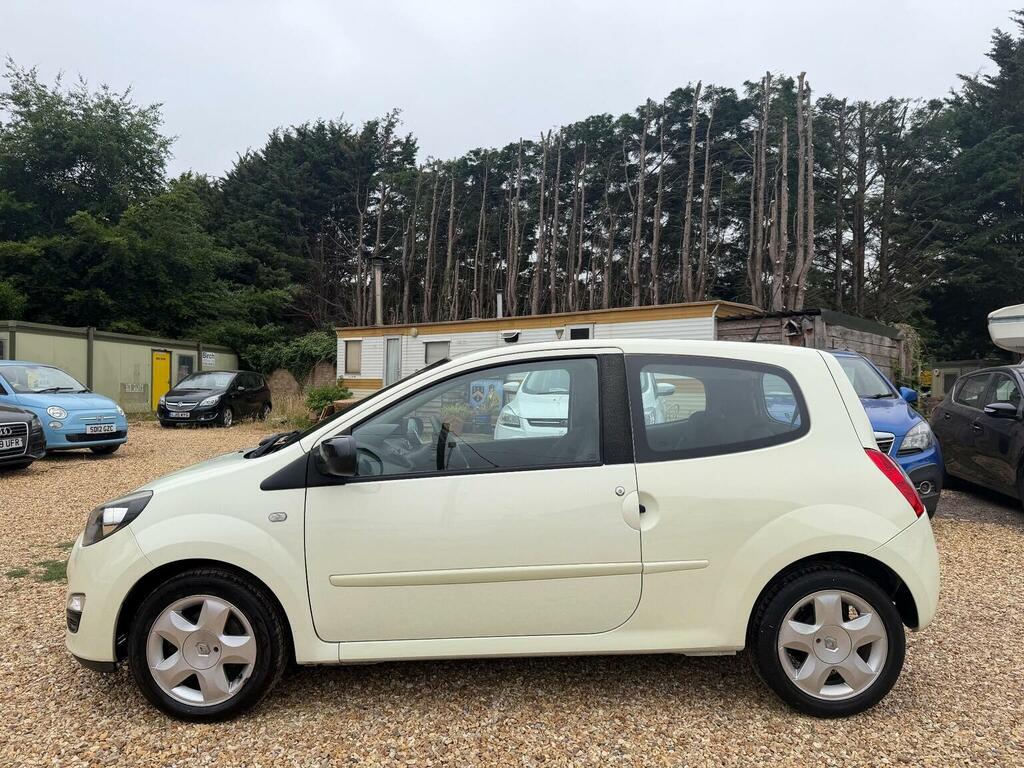 Renault Twingo Hatchback 1.2 16V Dynamique Euro 5 201313 White #6