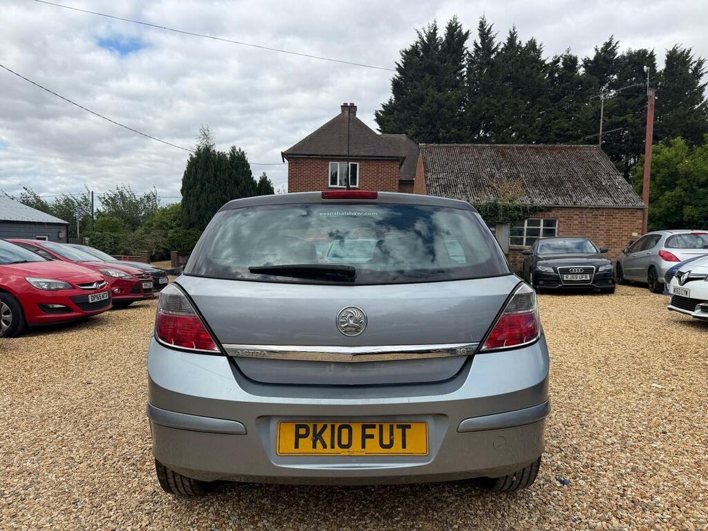 Vauxhall Astra 1.6I 16V Club Silver #5