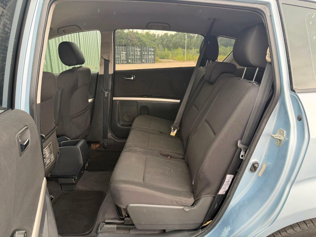 Toyota Corolla Verso T2 Silver #12