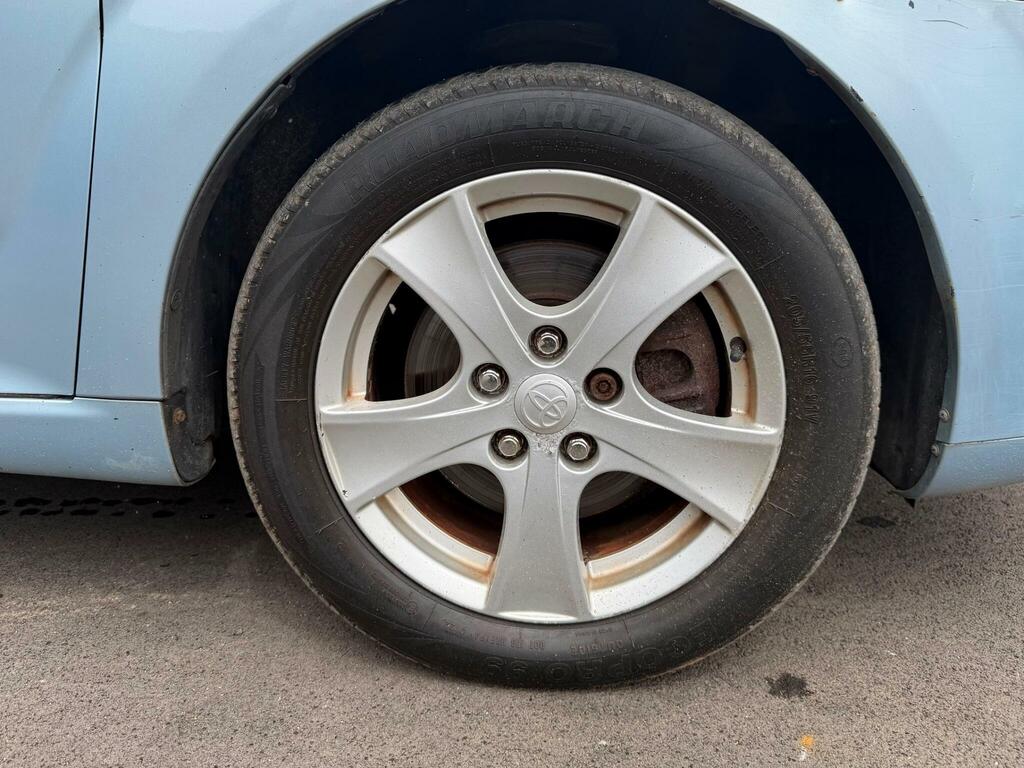 Toyota Corolla Verso T2 Silver #27