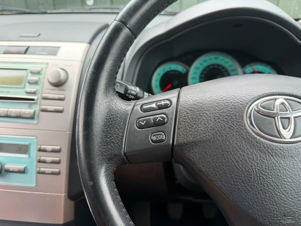 Toyota Corolla Verso T2 Silver #20