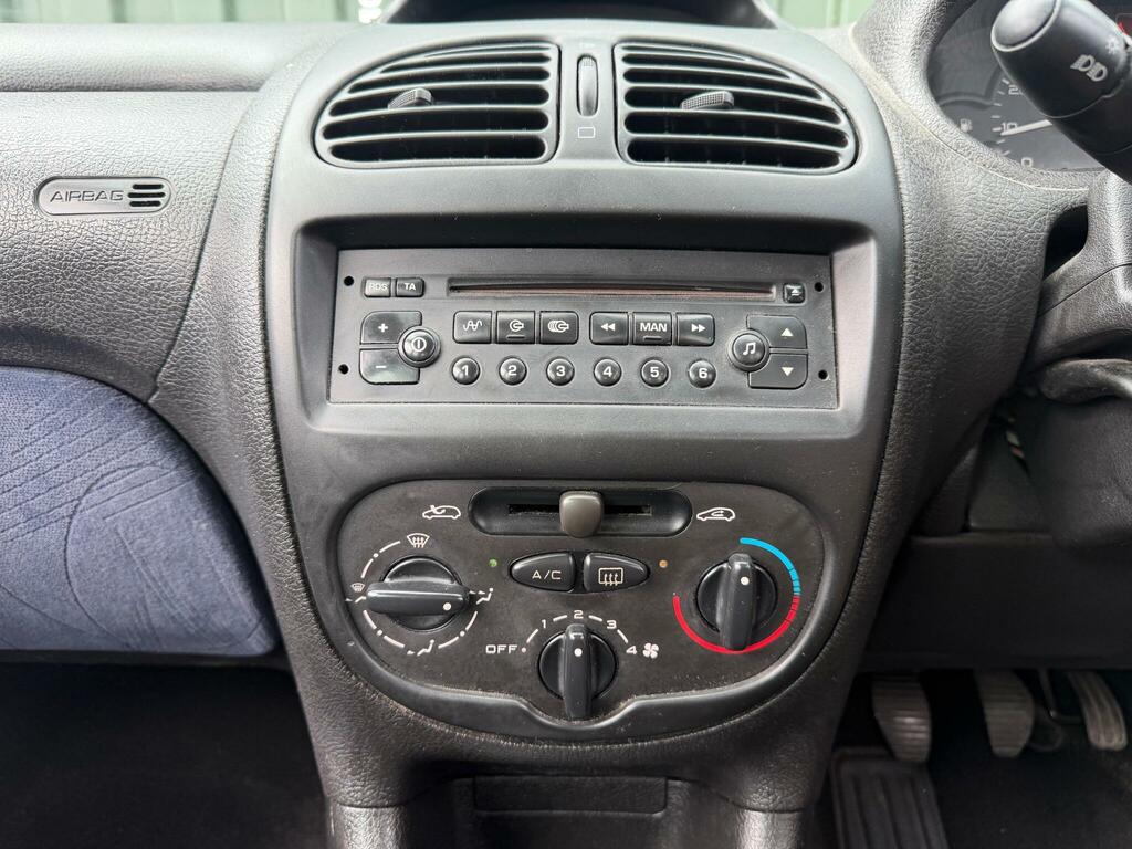 Peugeot 206 1.6 Glx Silver #17