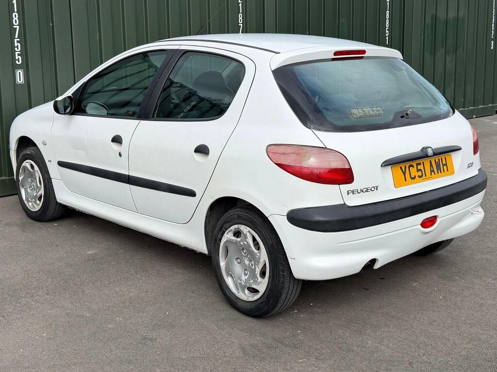 Peugeot 206 1.4 LX Sunroof White #4
