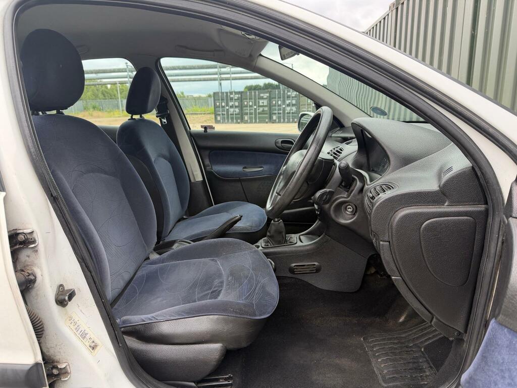 Peugeot 206 1.6 Glx Silver #8