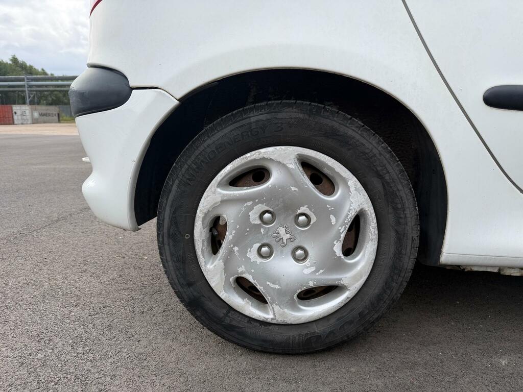 Peugeot 206 1.6 Glx Silver #25