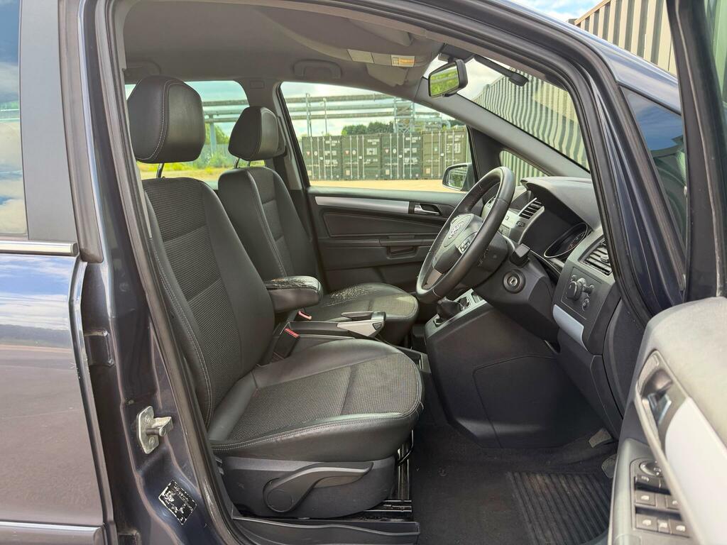 Vauxhall Zafira Zafira Life Beige #7