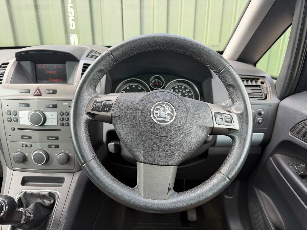 Vauxhall Zafira Zafira Life Beige #14