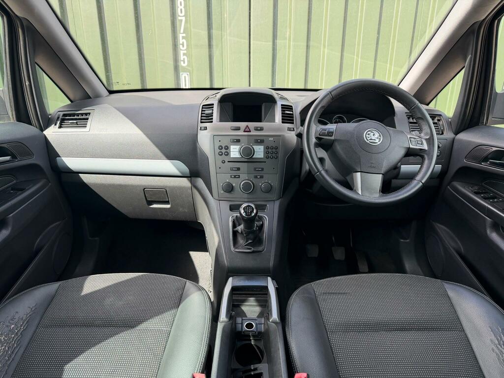 Vauxhall Zafira Zafira Life Beige #6