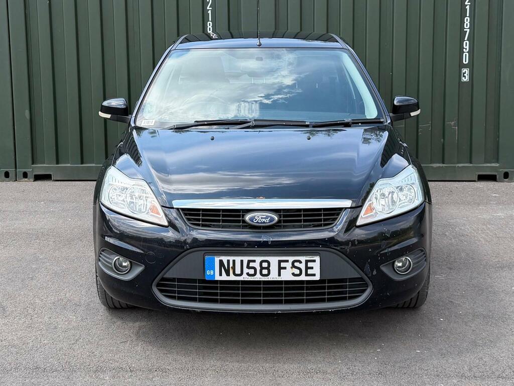 Ford Focus 1.8 Style Black #2