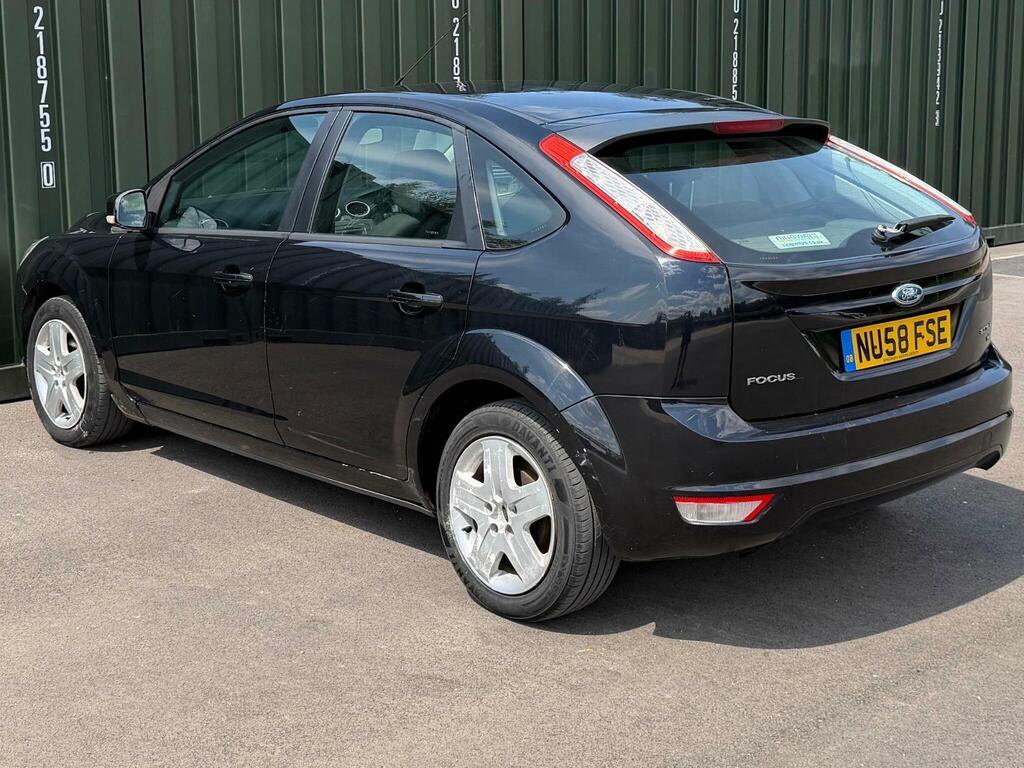 Ford Focus 1.8 Style Black #4