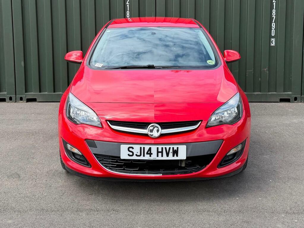 Vauxhall Astra 1.6 16V Excite Euro 5 SJ14HVW Red #2