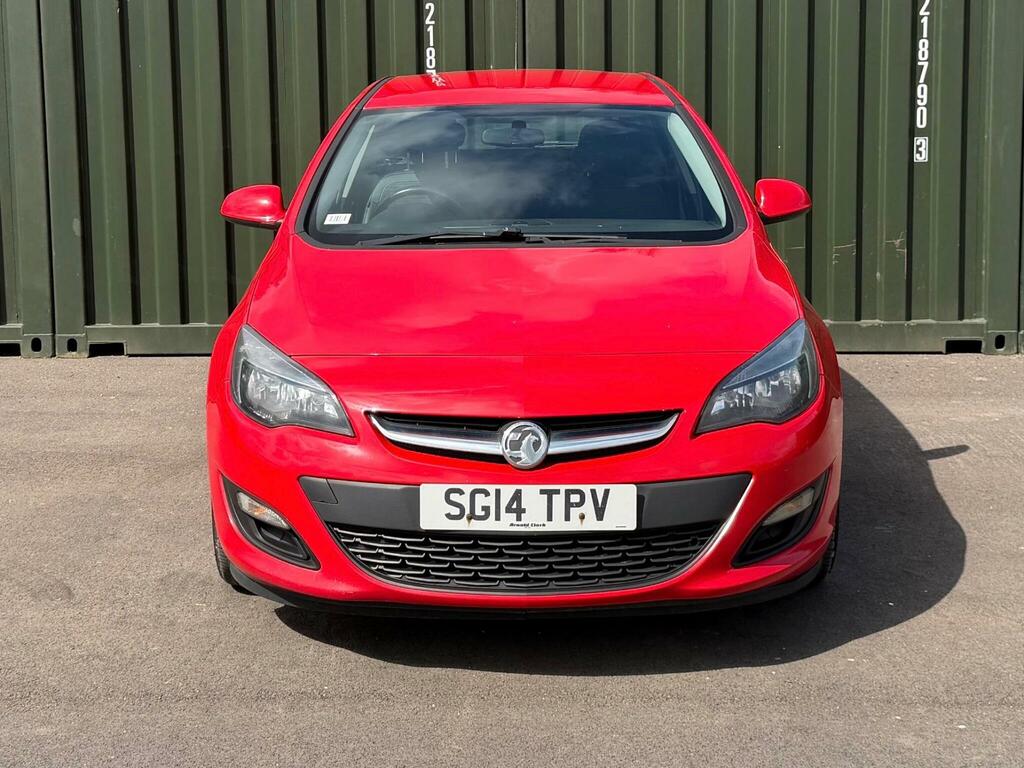 Vauxhall Astra 1.4 16V Excite Euro 5 SG14TPV Red #2