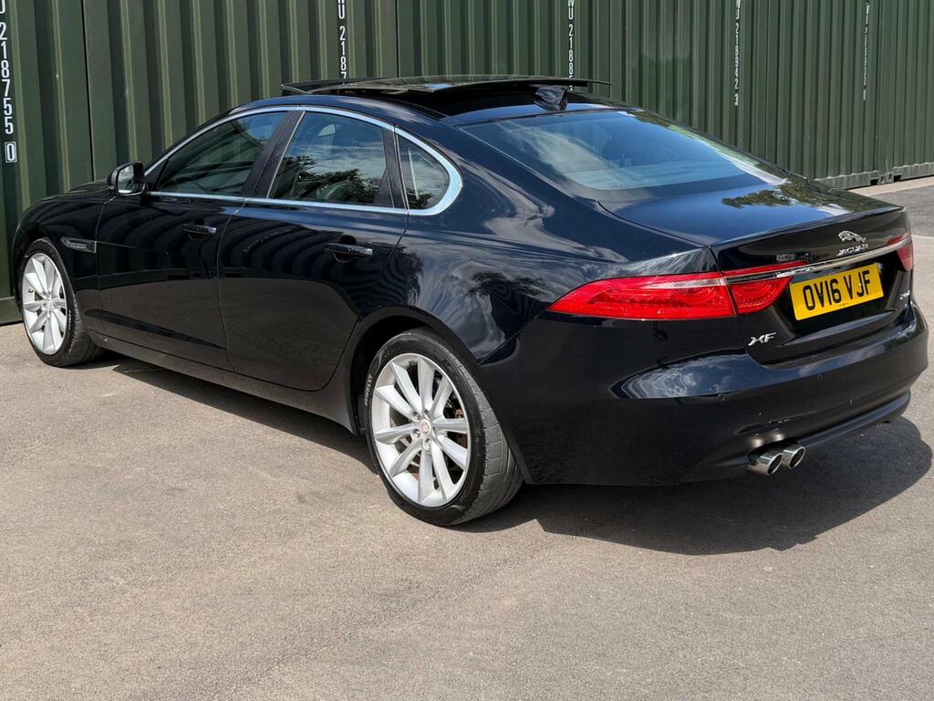 Jaguar XF Portfolio Black #4