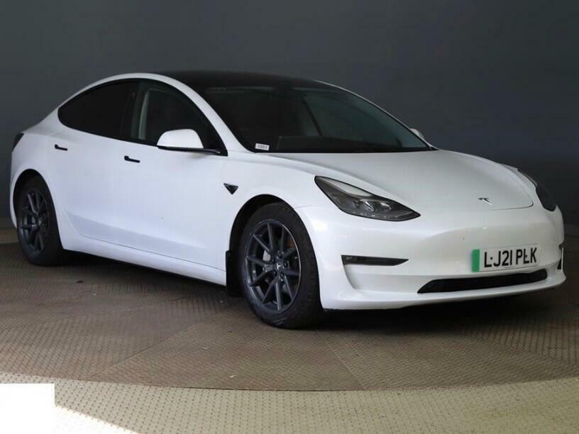 Tesla Model 3 Dual Motor Long Range 4Wde White