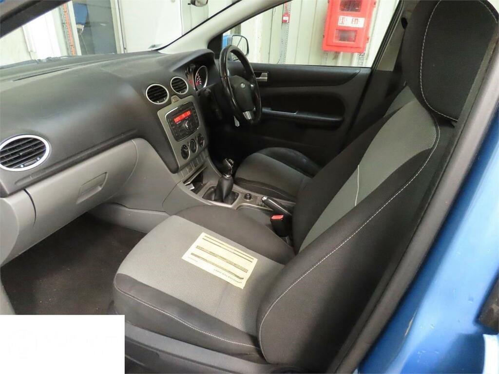 Ford Focus 1.6 Zetec Blue #2