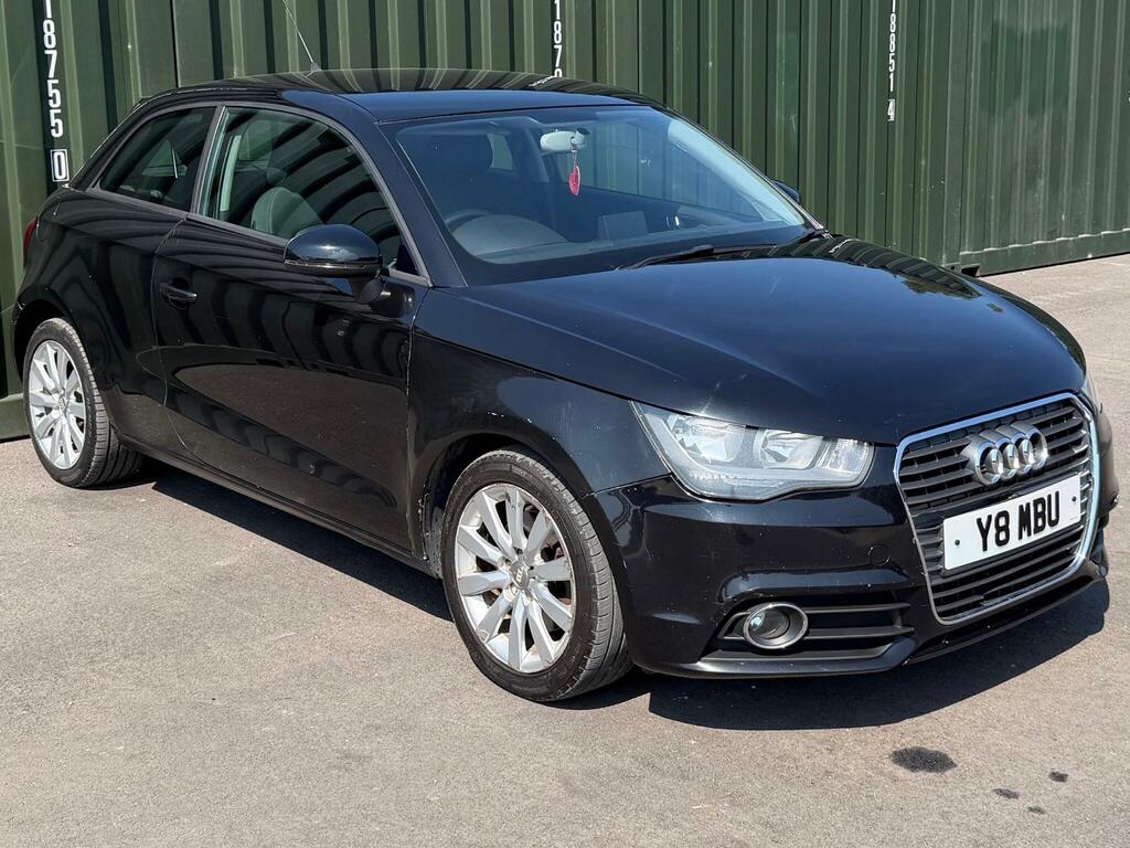 Audi A1 1.6 Tdi Se 103 Bhp White #1