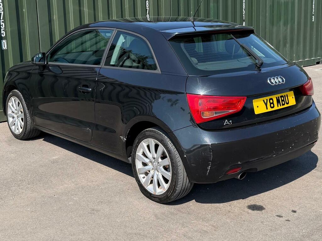 Audi A1 1.6 Tdi Se 103 Bhp White #4