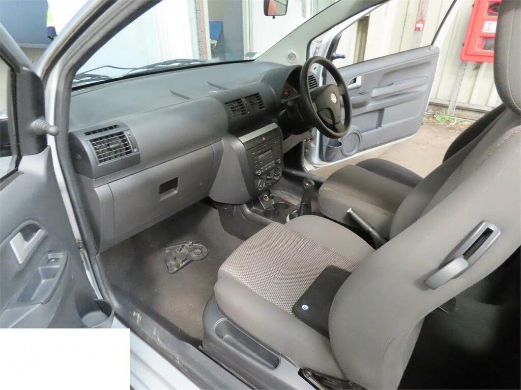 Volkswagen Fox Urban Fox Silver #2