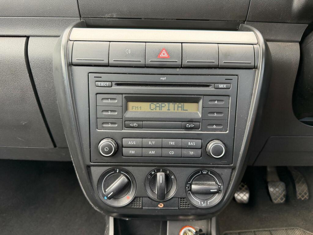Volkswagen Fox 6V Urban Fox Euro 4 Silver #17