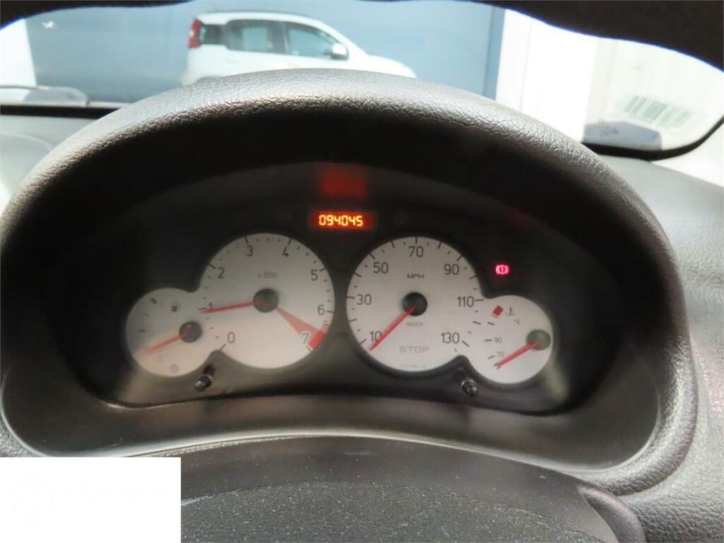 Peugeot 206 Verve Silver #3