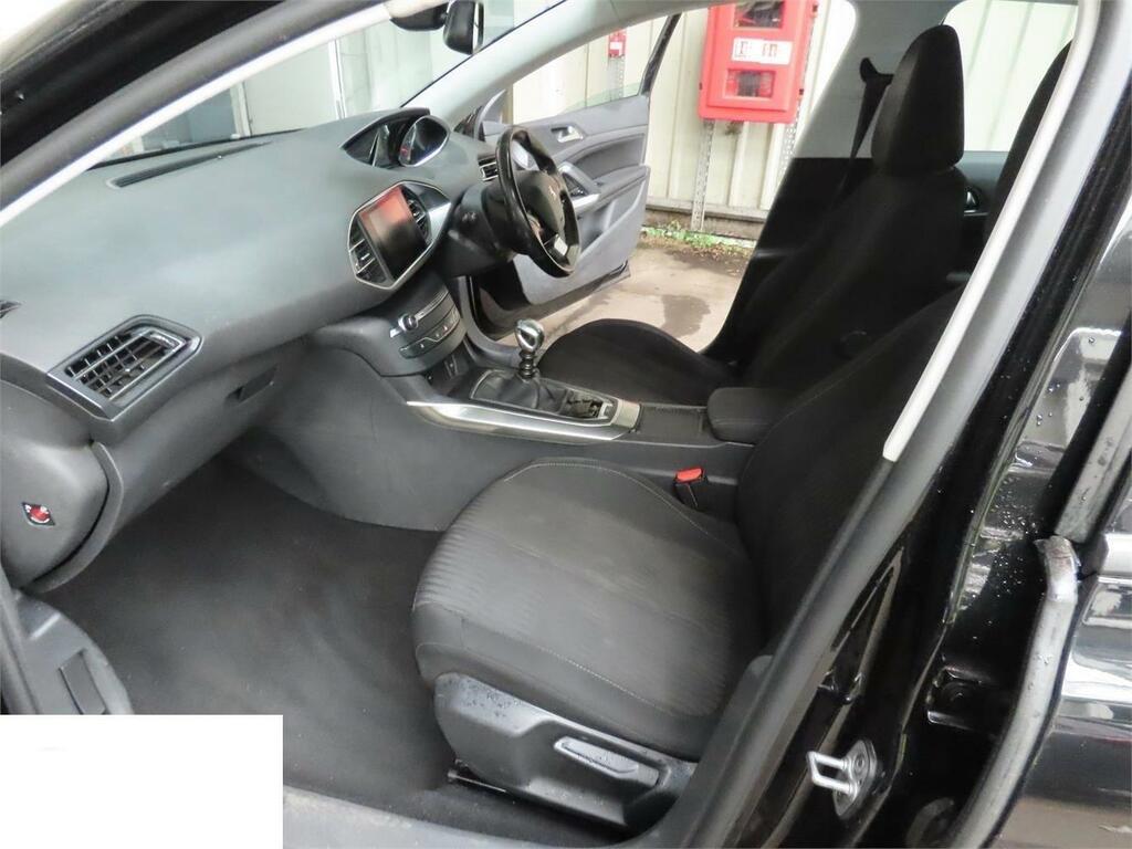 Peugeot 308 Active Black #2