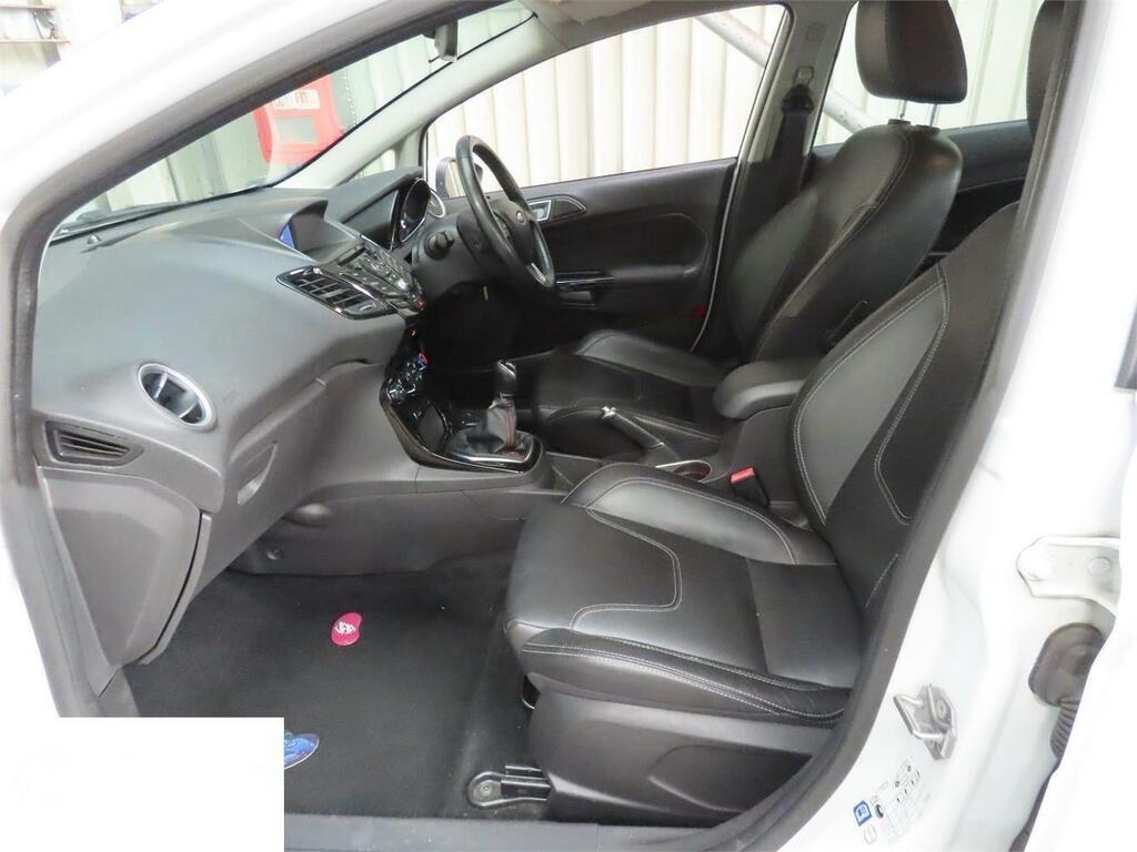 Ford Fiesta Zetec BC16DZD White #2