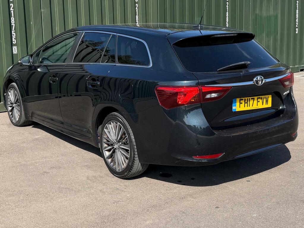 Toyota Avensis 2.0 D-4d Design Touring Sports Euro 6 Ss Grey #4