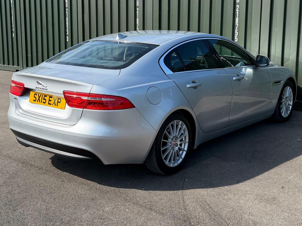 Jaguar XE 2.0D Prestige Euro 6 Ss Silver #6