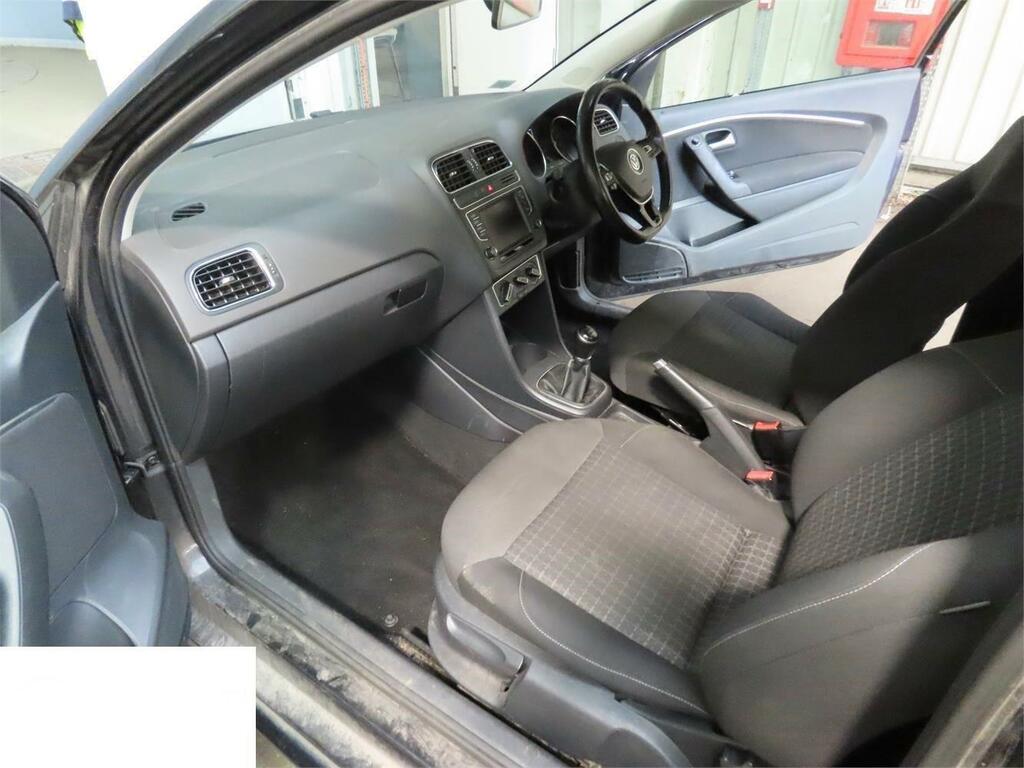 Volkswagen Polo Se Black #2