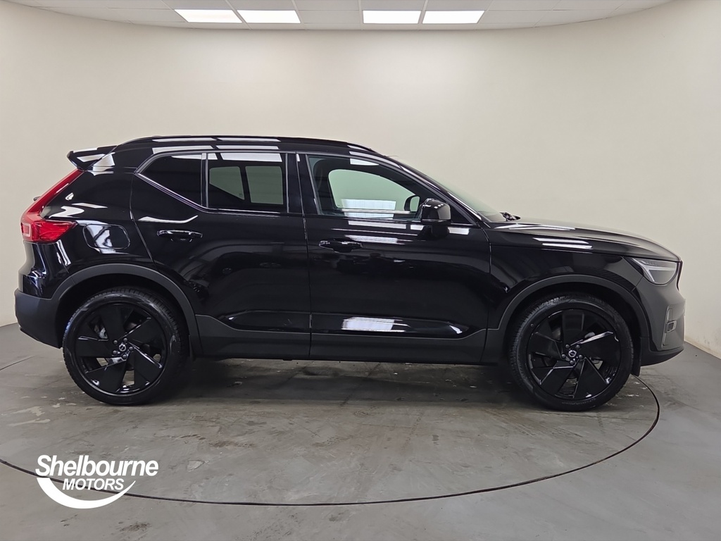 Volvo XC40 Xc40 2.0 B4 Mhev Plus Black Edition Suv RO75LZM Black #3