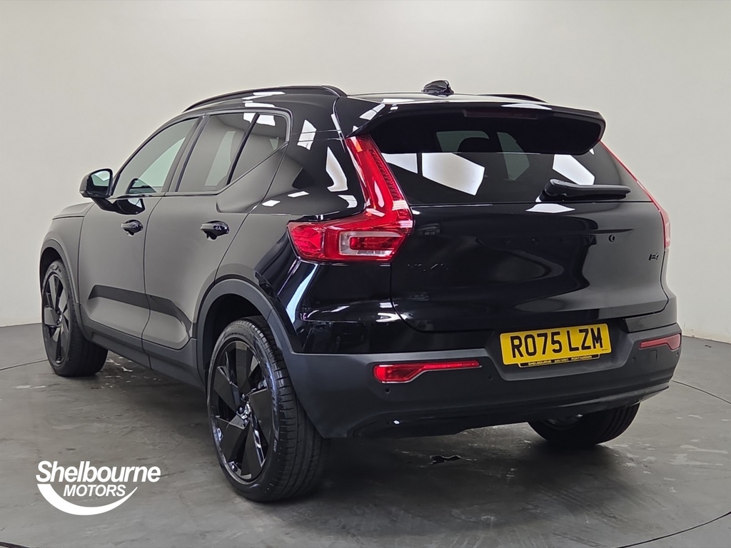 Volvo XC40 Xc40 2.0 B4 Mhev Plus Black Edition Suv RO75LZM Black #2