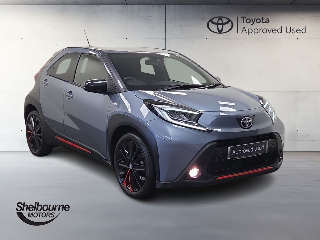 Toyota Aygo X Aygo X Undercover 1.0 Vvt-i 70 Grey