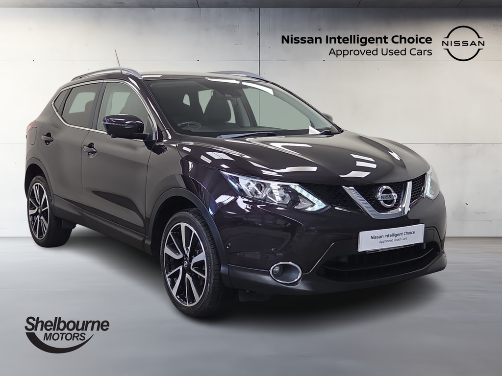 Nissan Qashqai Qashqai 1.6 Dci Tekna Glass Roof Pack Hatchb Black