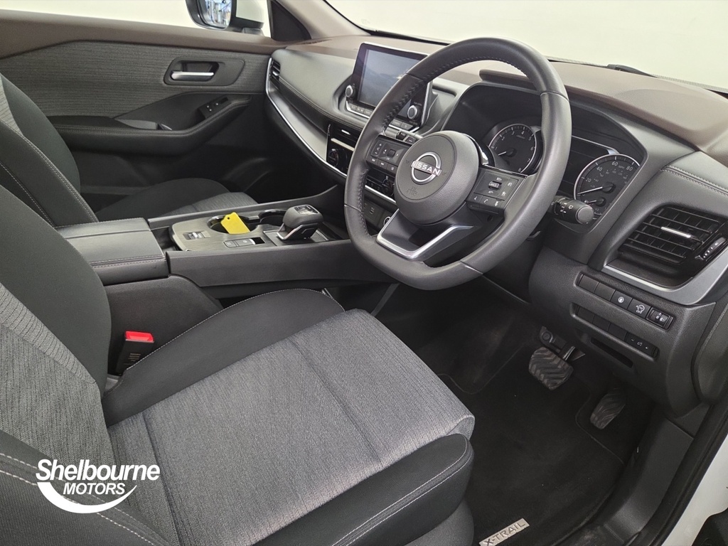 Nissan X-Trail X-trail 1.5 Mhev 163 Acenta Premium 7 Seat X White #3