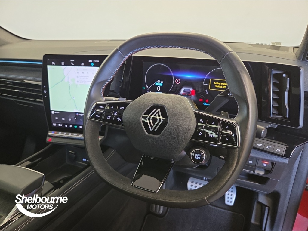 Renault Austral New Austral Iconic Esprit Alpine 1.2 E-tech 200 St Black #4