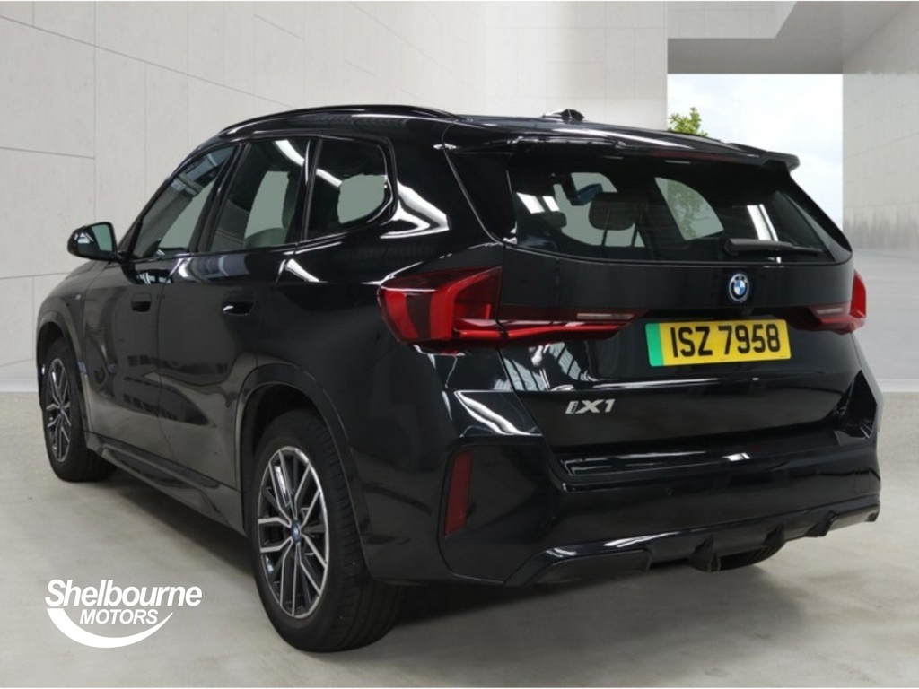 BMW iX1 Ix1 20 66.5Kwh M Sport Suv Edriv Black #2