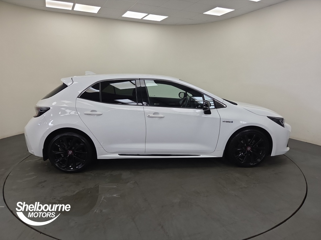 Toyota Corolla Corolla Hbts Gr Sport 1.8 Hatchback Tyre Repair SRZ4697 White #3