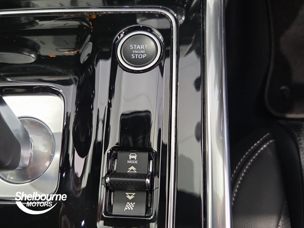 Jaguar XE 2.0 P250 R-dynamic Black Saloon Grey #20