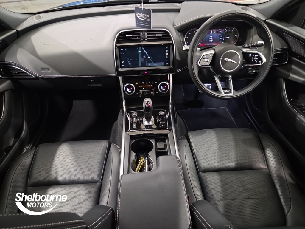 Jaguar XE 2.0 P250 R-dynamic Black Saloon Grey #16