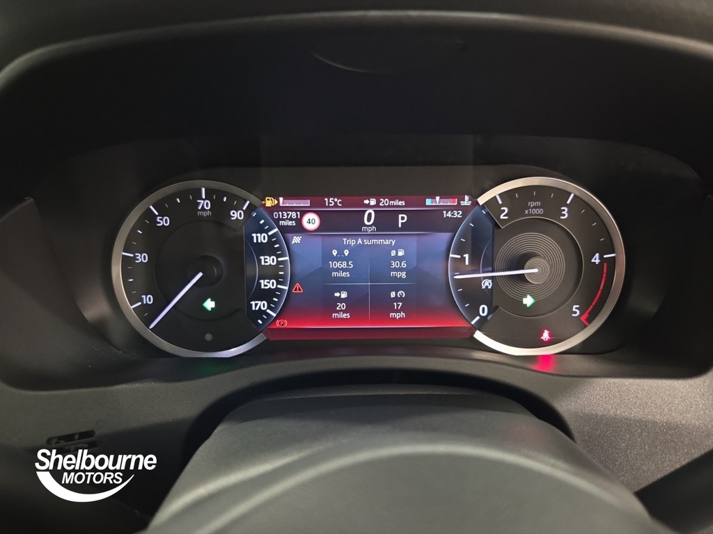 Jaguar XE 2.0 P250 R-dynamic Black Saloon Grey #21